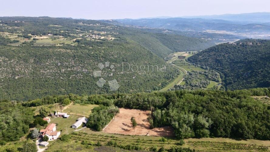 EKSKLUZIVNO!!! SPUŠTENA CIJENA!! Prekrasno poljoprivredno z