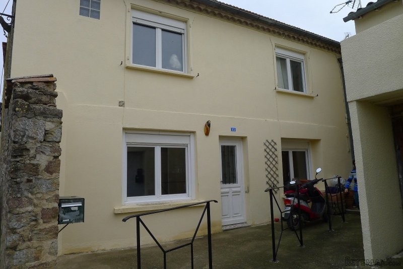 Sunny Village House In Good Condition