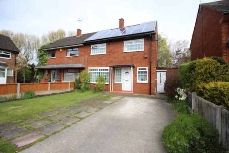 3 bedroom, Semi-detached House house..