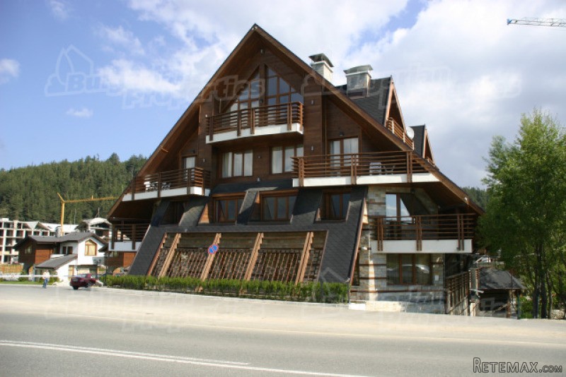 Two Bedroom Apartment In Redenka Lodge