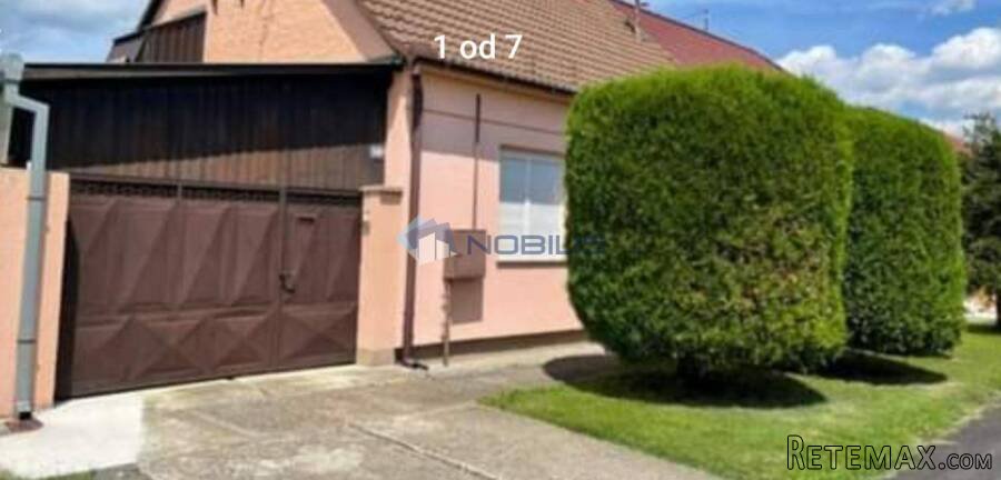 Petrijevci, Osječko-baranjska, kuća 200 m2 s okućnicom 2000..
