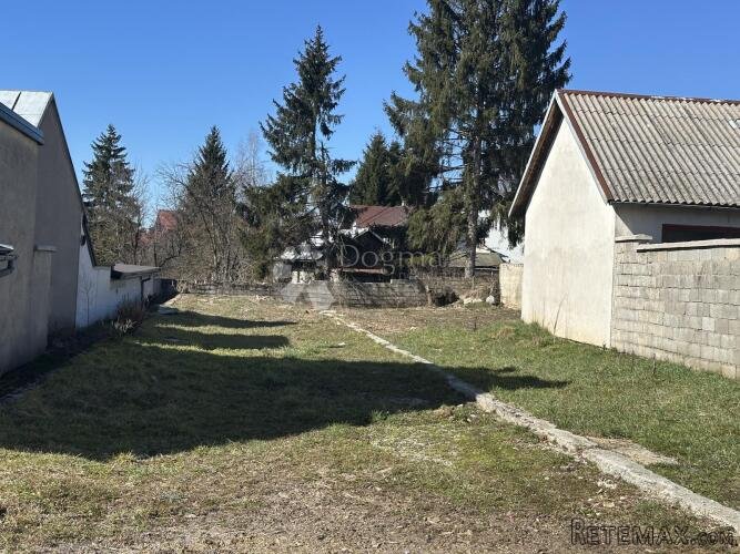 GRAĐEVINSKO ZEMLJIŠTE NA 600M OD CENTRA MIRNA LOKACIJA - 3