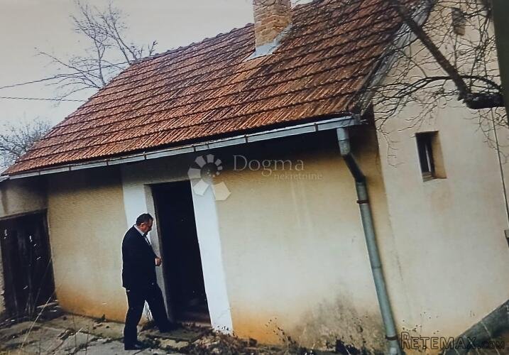 KUĆA I DVOR
