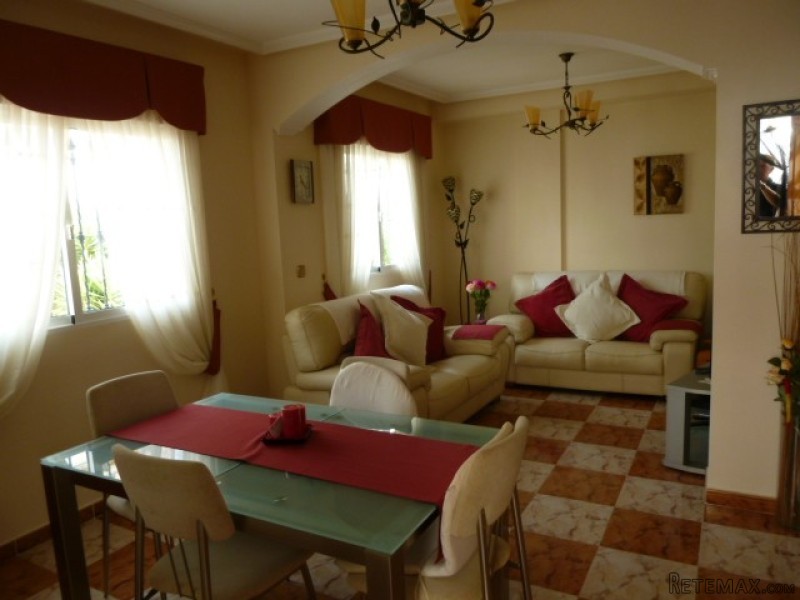 2 Bedrooms House For Sale