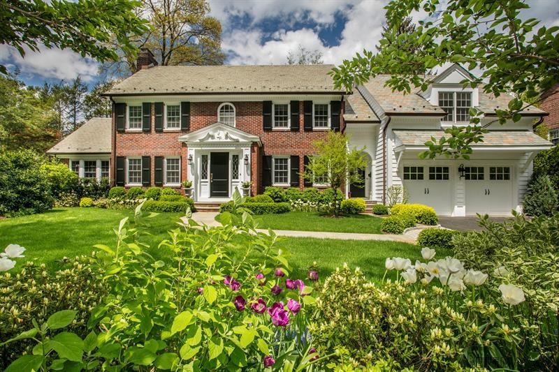 6 bedroom House For Sale: 7 Harcourt..