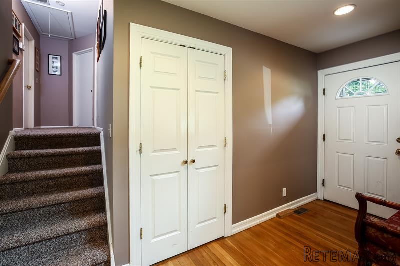 4 bedroom House For Sale: 44 Joyce Road.. - 2