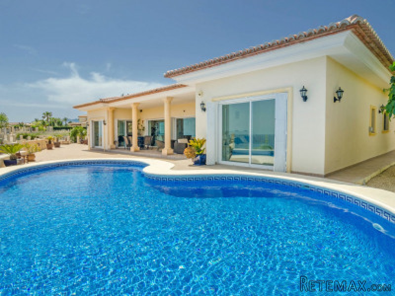 4 Bedrooms - Villa - Alicante - For Sale - 2