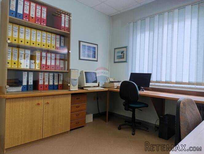 Kastav, kancelarijski prostor 120 m2, parking - 2