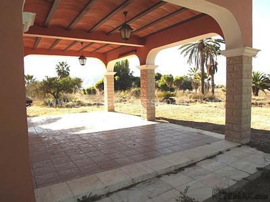 Large country house of 180m2 on a flat plot of 21,500m2.. - 2