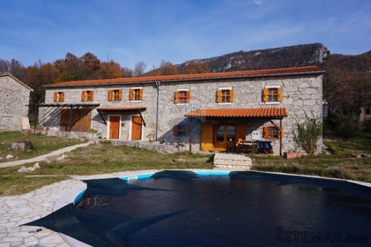 POSEBNA RUSTIKALNA KUĆA ZA ODMOR NA VELIKOJ PARCELI - 2