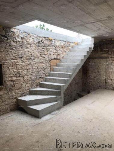 Kamena kuća za renovaciju s projektom, Kanfanar! - 4