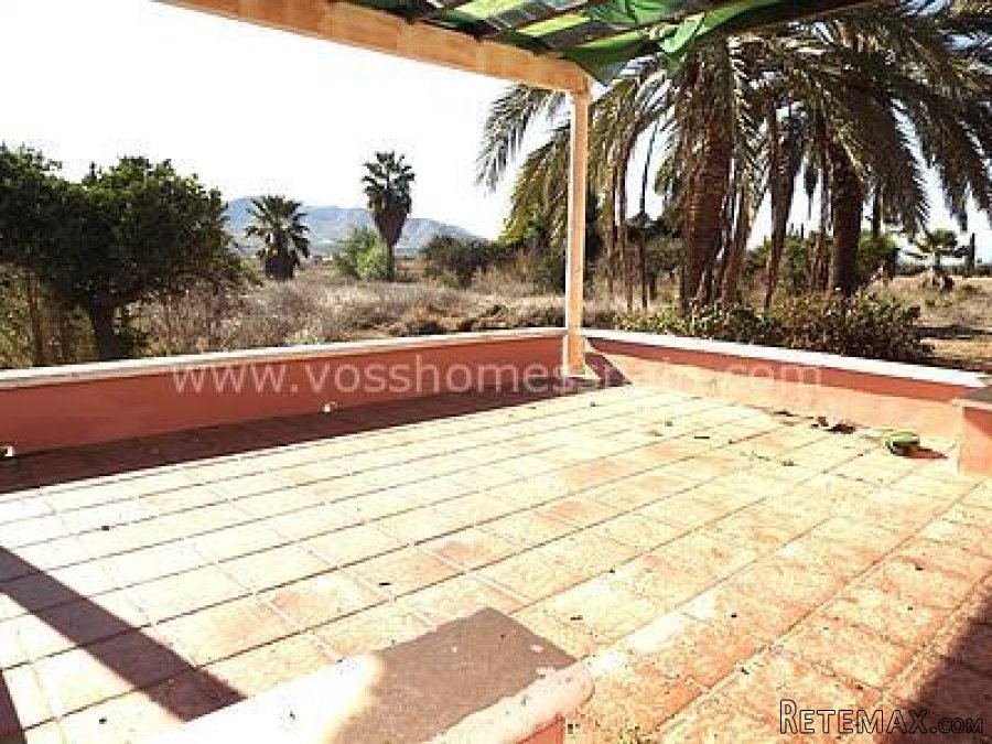 Large country house of 180m2 on a flat plot of 21,500m2.. - 4