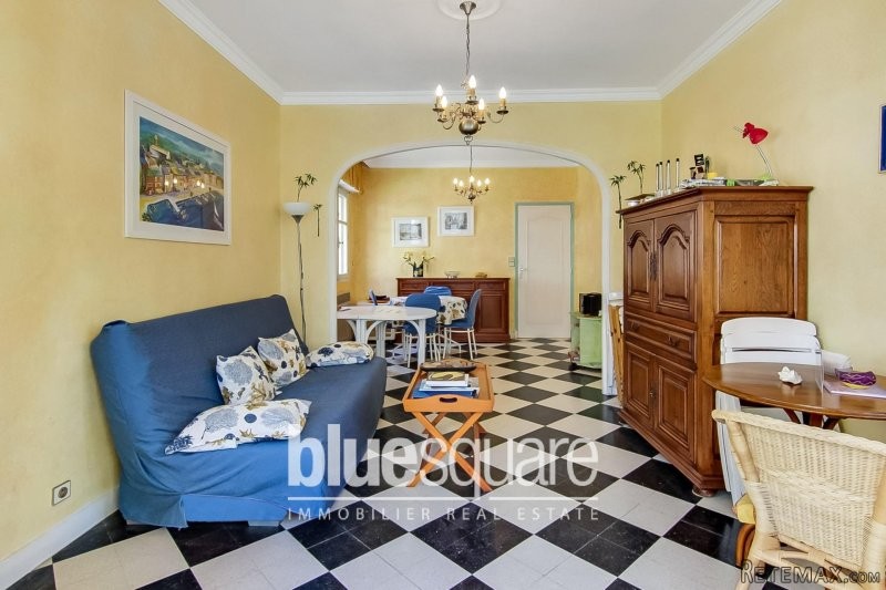 3 Bedroom apartment - Sea Front -..