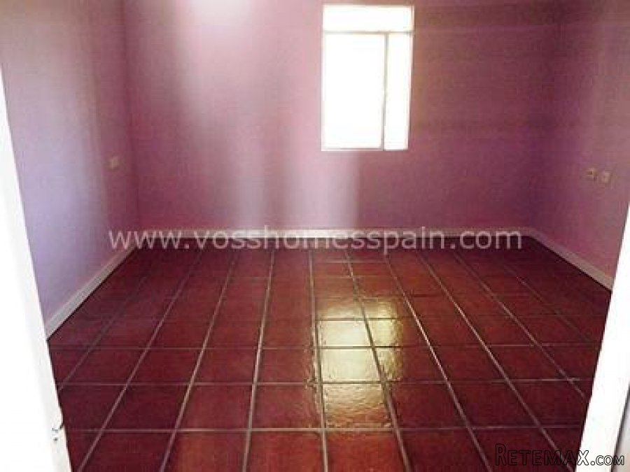Large country house of 180m2 on a flat plot of 21,500m2.. - 8