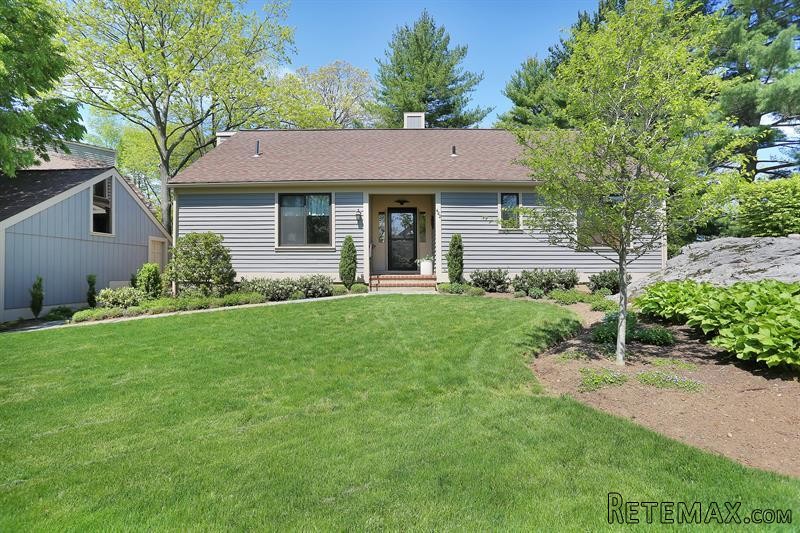 3 bedroom House For Sale: 422 W Lyon..