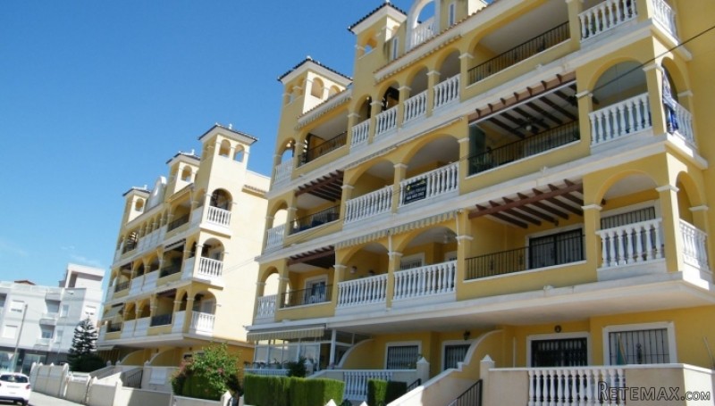 Resale · Apartment · Spain · Costa Bl..