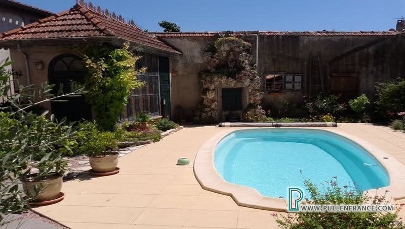 Superb Renovated Village House With..