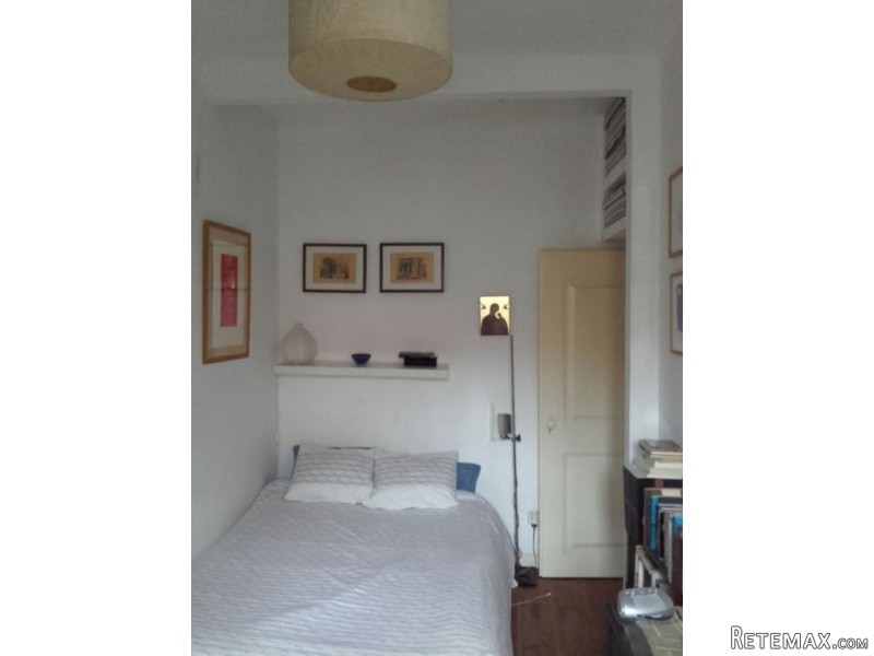 T2 Lisbon Apartment for Sale, Santa.. - 2