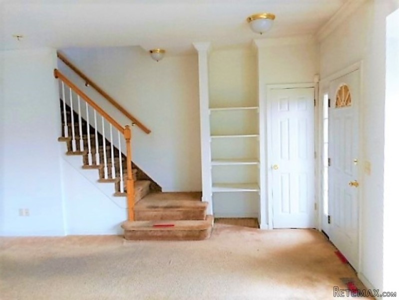 351 Verplanck Ave Beacon, NY, 12508.. - 2