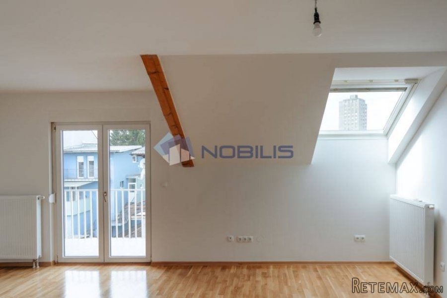 Zagreb, Trešnjevka ( Pazinska ul. ) dvoetažni stan 107 m2 - 2