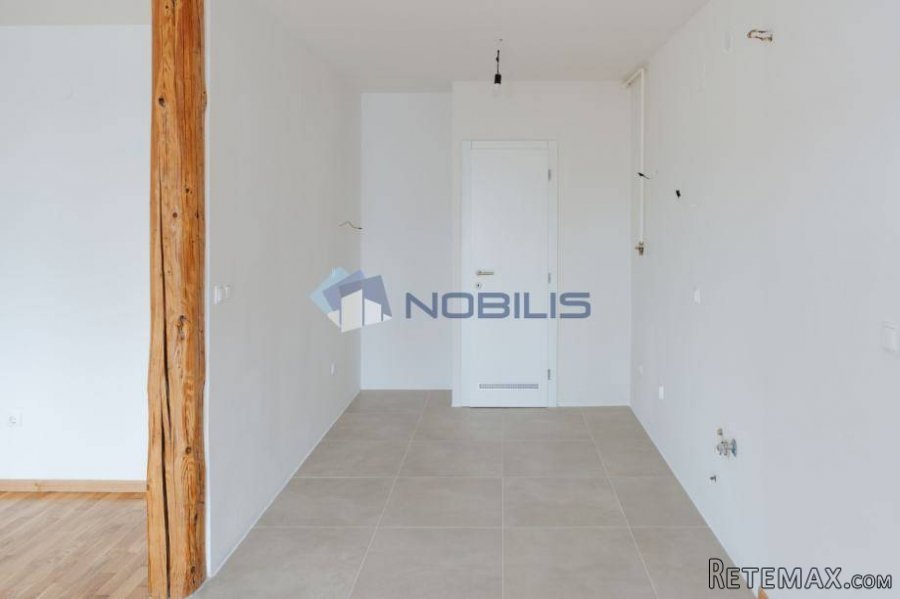 Zagreb, Trešnjevka ( Pazinska ul. ) dvoetažni stan 107 m2 - 4