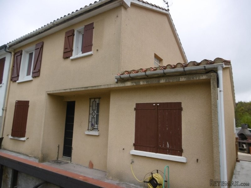 3 Bedrooms - Villa -..