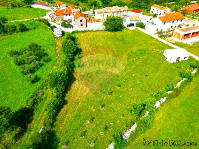 Istra,Žminj-5km-idealno građevinsko zemljište-3500m2
