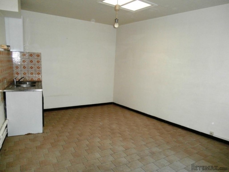 Habitable House to Improve - 2