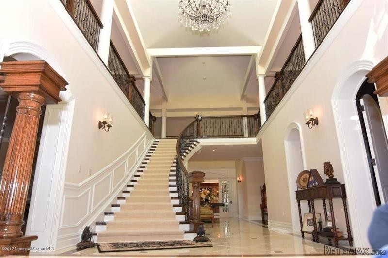 7 bedroom Detached House For Sale: 1.. - 2
