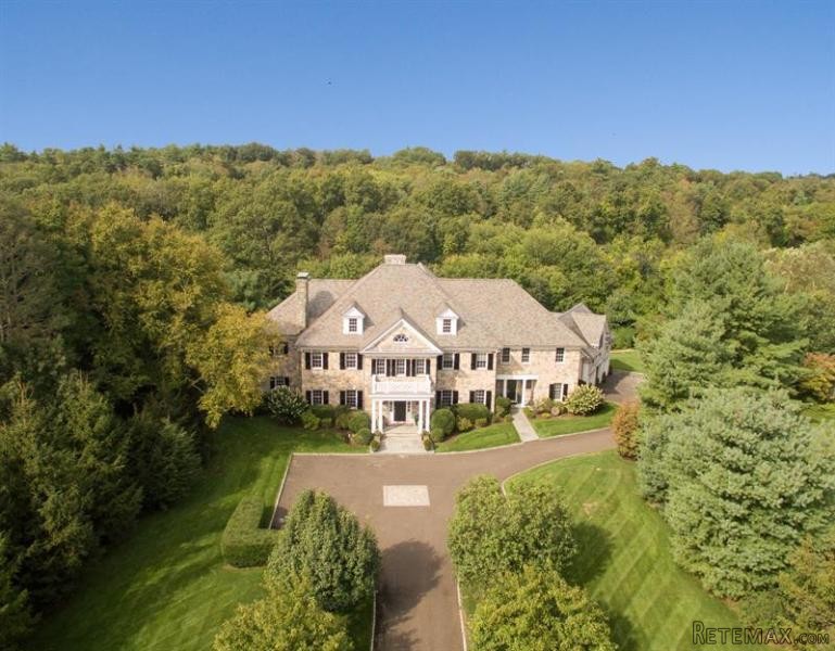 6 bedroom House For Sale: 398 Stanwich..