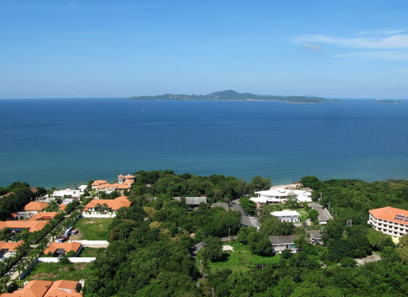 Upmarket condo on Pattaya's Pratumnak..