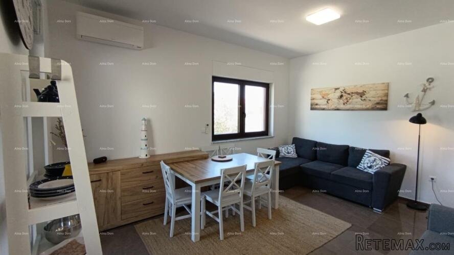 Apartman s terasom, parkirnim mjestom i zajedničkim bazenom.. - 5