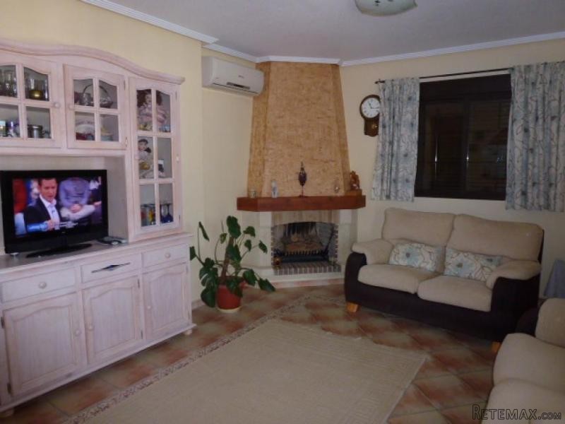Villa for sale in Hondon de las Nieves.. - 2