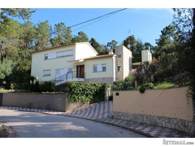 Fantastic House Modern In Lloret De..