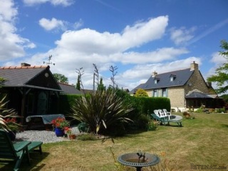 Detached, renovated, traditional stone.. - 2