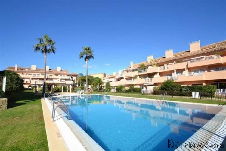 Los Jardines de Santa Maria Golf Elviria Fantastic sunny..