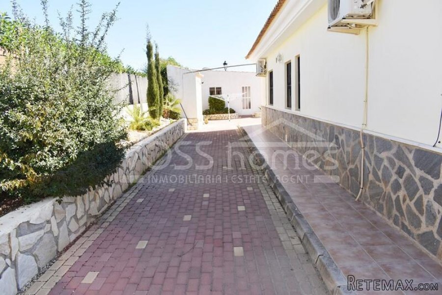 RESERVED/SALE AGREED MARCH 2022 WITH VOSS HOMES - A very.. - 11
