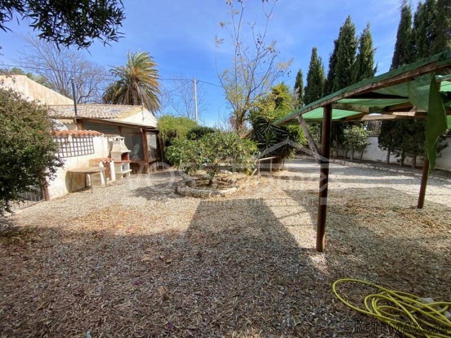 NEW & EXCLUSIVE LISTING FOR VOSS HOMES - A recently.. - 12