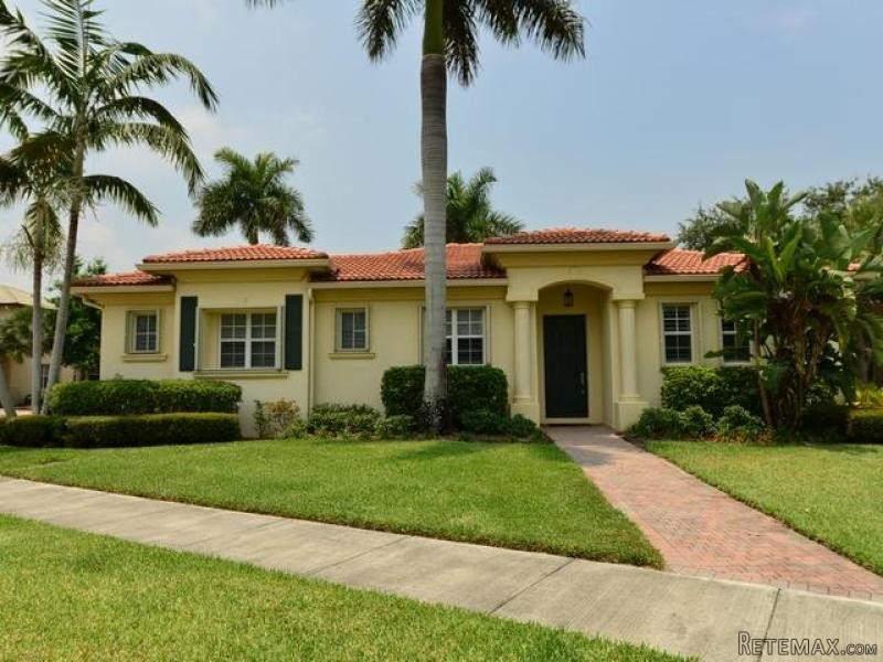 2 bedroom Residence For Sale: Palm..