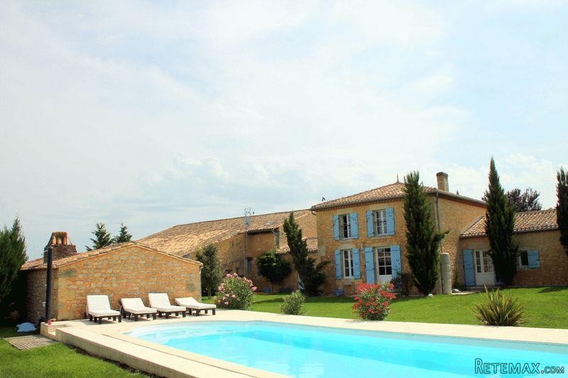5 Bedroom Country House For Sale