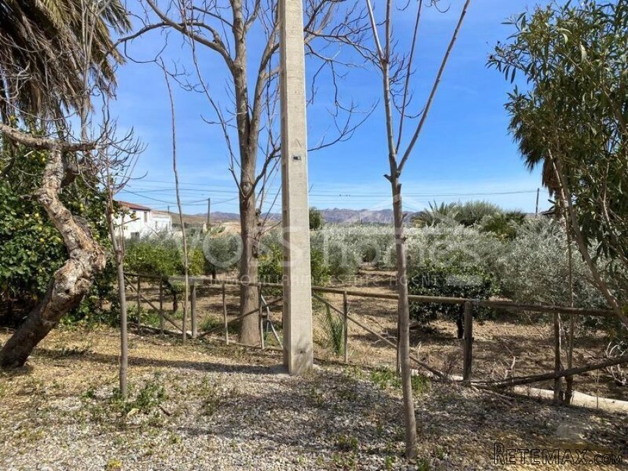 NEW & EXCLUSIVE LISTING FOR VOSS HOMES - A recently.. - 13