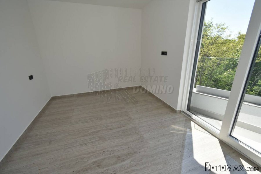 Njivice apartman na 400 m od mora, novogradnja! - 14