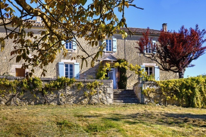 APS3046 Renovated stone farmhouse with..