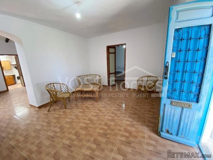 NEW & EXCLUSIVE LISTING FOR VOSS HOMES - A recently.. - 16