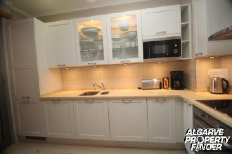 Te Koop: Appartement In Centraal.. - 2
