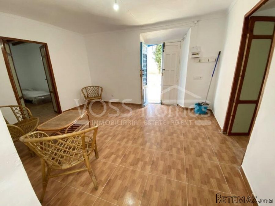 NEW & EXCLUSIVE LISTING FOR VOSS HOMES - A recently.. - 17