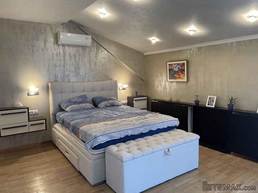Prodajem Lux cetvorosoban stan -Vlasnik - 17