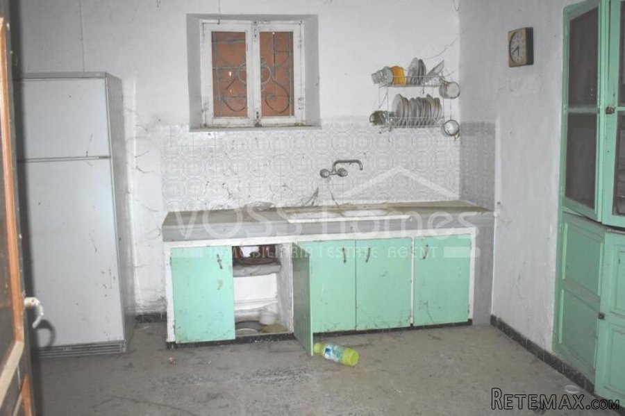 Large country style property, with 7051m2 of urbanisable.. - 18