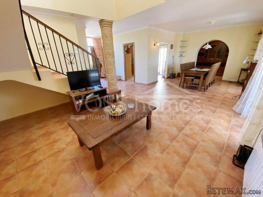NEW & EXCLUSIVE TO VOSS HOMES - A stunning, large, 2 storey.. - 18