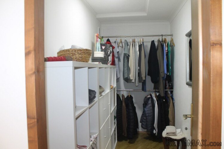 Useljiva i moderno namještena kuća Vrnograč - 19
